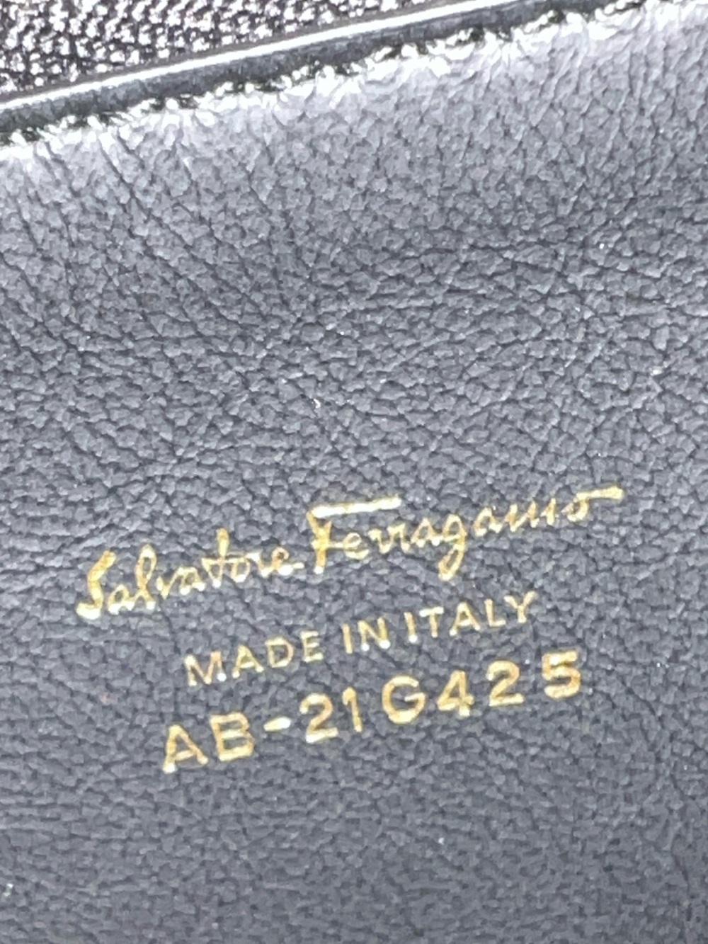 Salvatore Ferragamo Patchwork Geometric multicolored Pattern Shoulder bag! RARE! - Picture 9 of 17